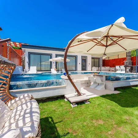 Hotel Serengeti *